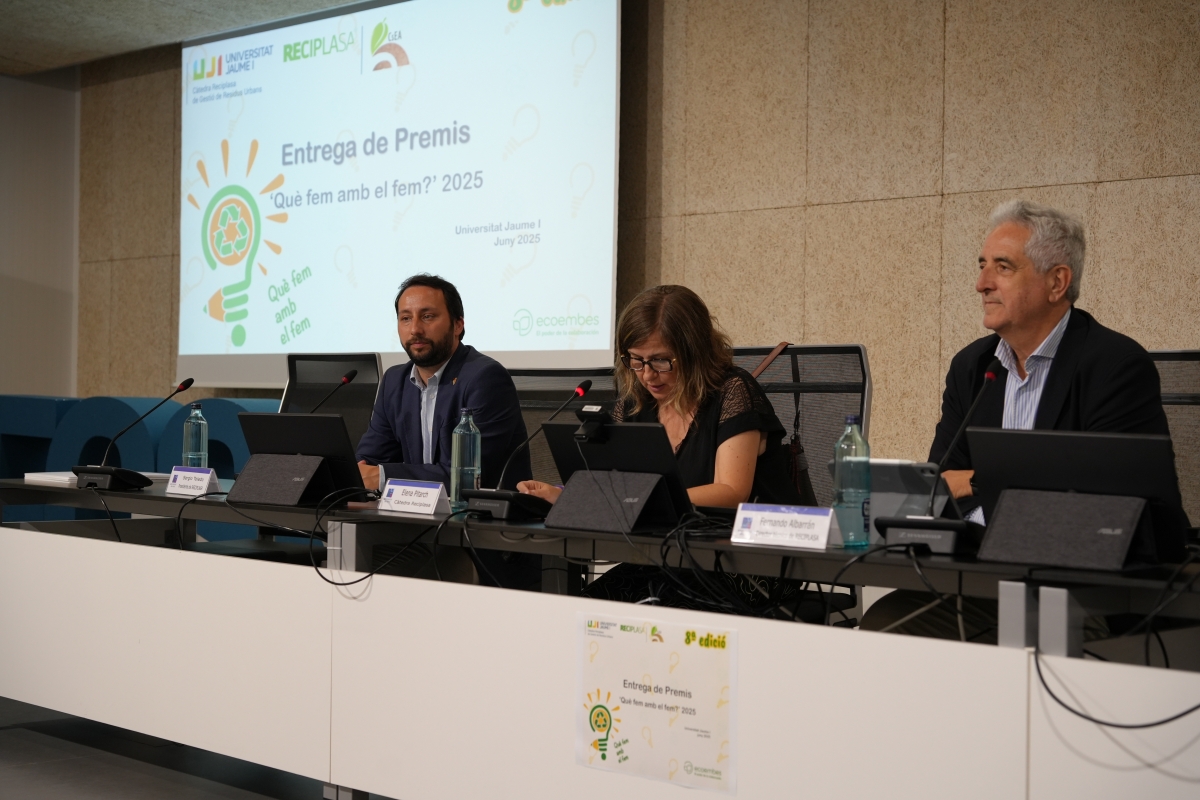 La Cátedra Reciplasa premiará la creatividad en el fomento del reciclaje en los centros educativos