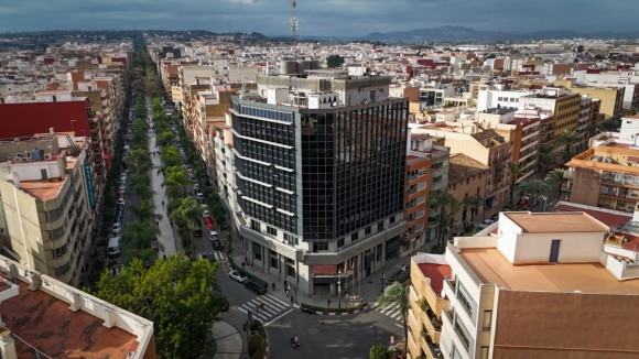 Torrent investiga una tarjeta de aparcamiento caducada que se atribuye a un ex concejal