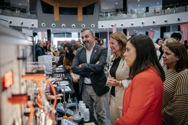 'Swipe a tu futuro': Castelló celebra una feria de orientación formativa destinada a jóvenes con 60 'stands'