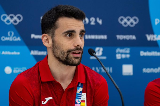 El eldense Quiles se queda sin medalla al perder por decisión unánime ante el uzbeko Khalokov