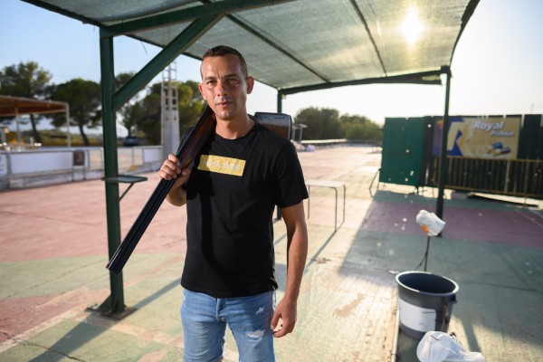Vicente, el modesto campeón del mundo de tiro de pichón