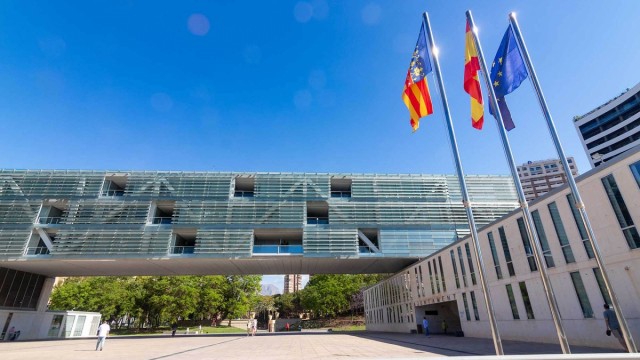 Benidorm solicita una subvención de 445.000 euros para contratar a jóvenes desempleados durante diez meses