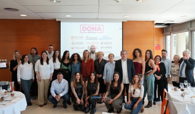 Dona Festival Tardeo Electronic protagoniza una comida institucional que refuerza su apuesta por el talento femenino