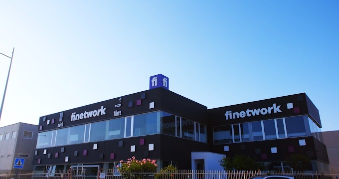La sede de Finetwork en Elda sale a la venta por casi 2 millones en plena integración con Vodafone
