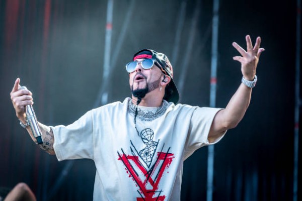 El Arenal Sound llega a su ecuador con el esperado reggaetón del puertorriqueño Yandel
