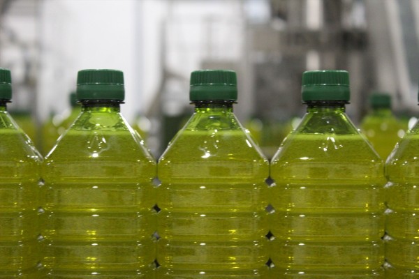 El mercado sigue atento a la baja reserva de aceite de oliva en España sin preocuparse de Italia