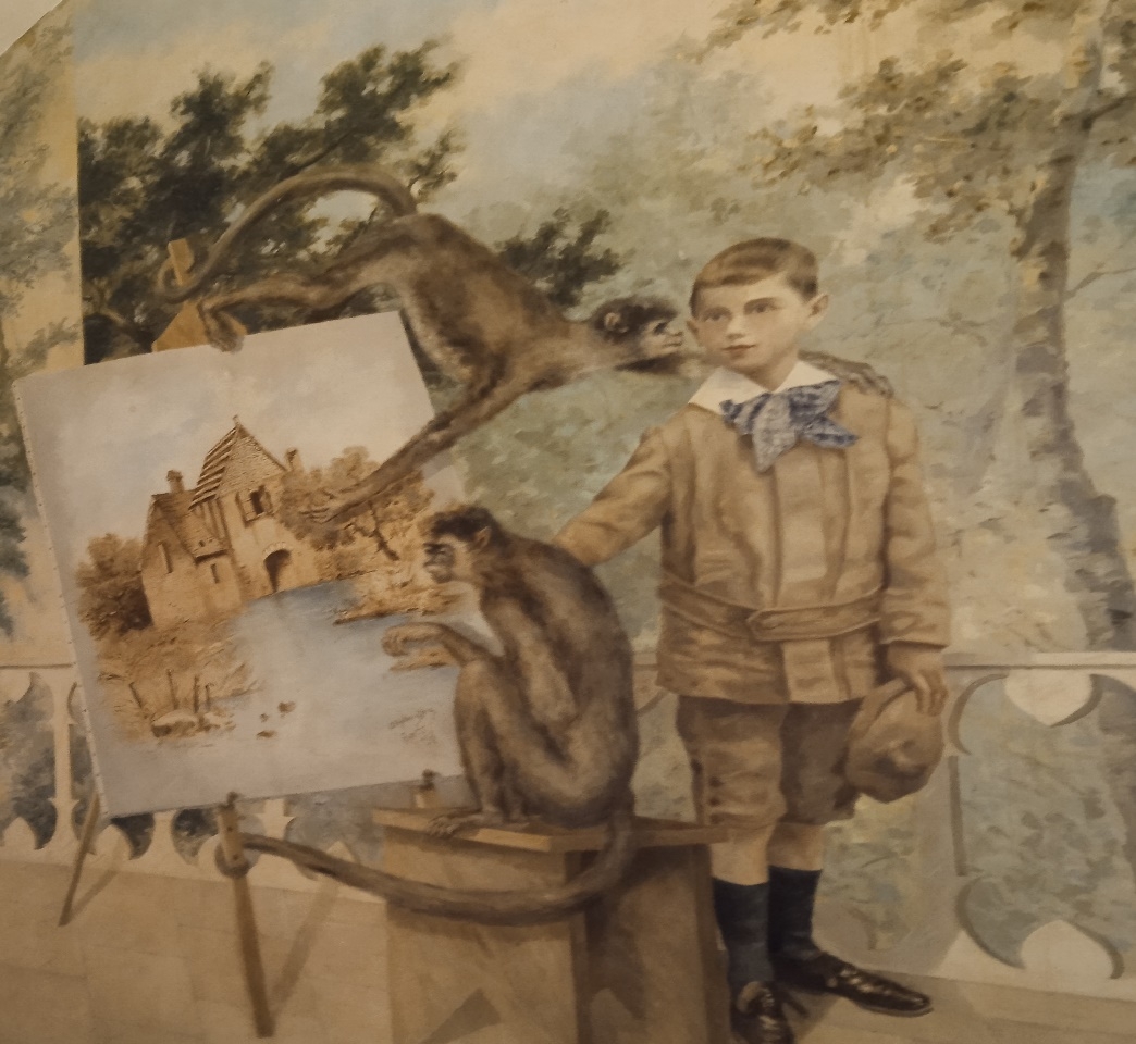 Pintura de Pedro García del Bosque en las escaleras de la casa Díaz Cassou