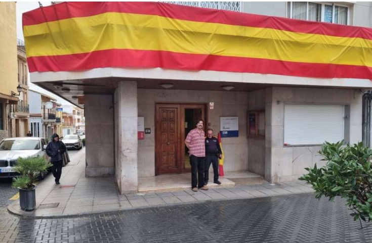 El disparatado paso de Vox por Montserrat 