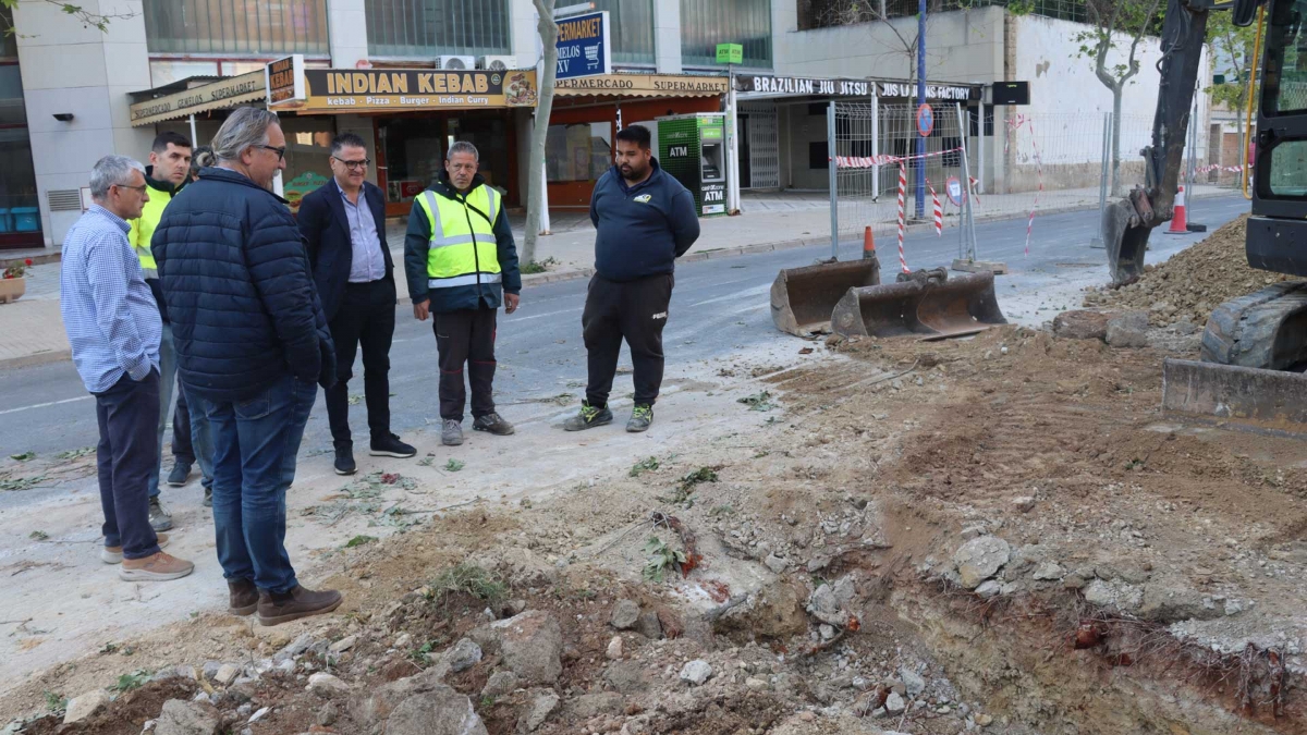 Benidorm impulsa la ejecución de las obras de la calle Montecarlo para finalizarlas antes de acabar el año