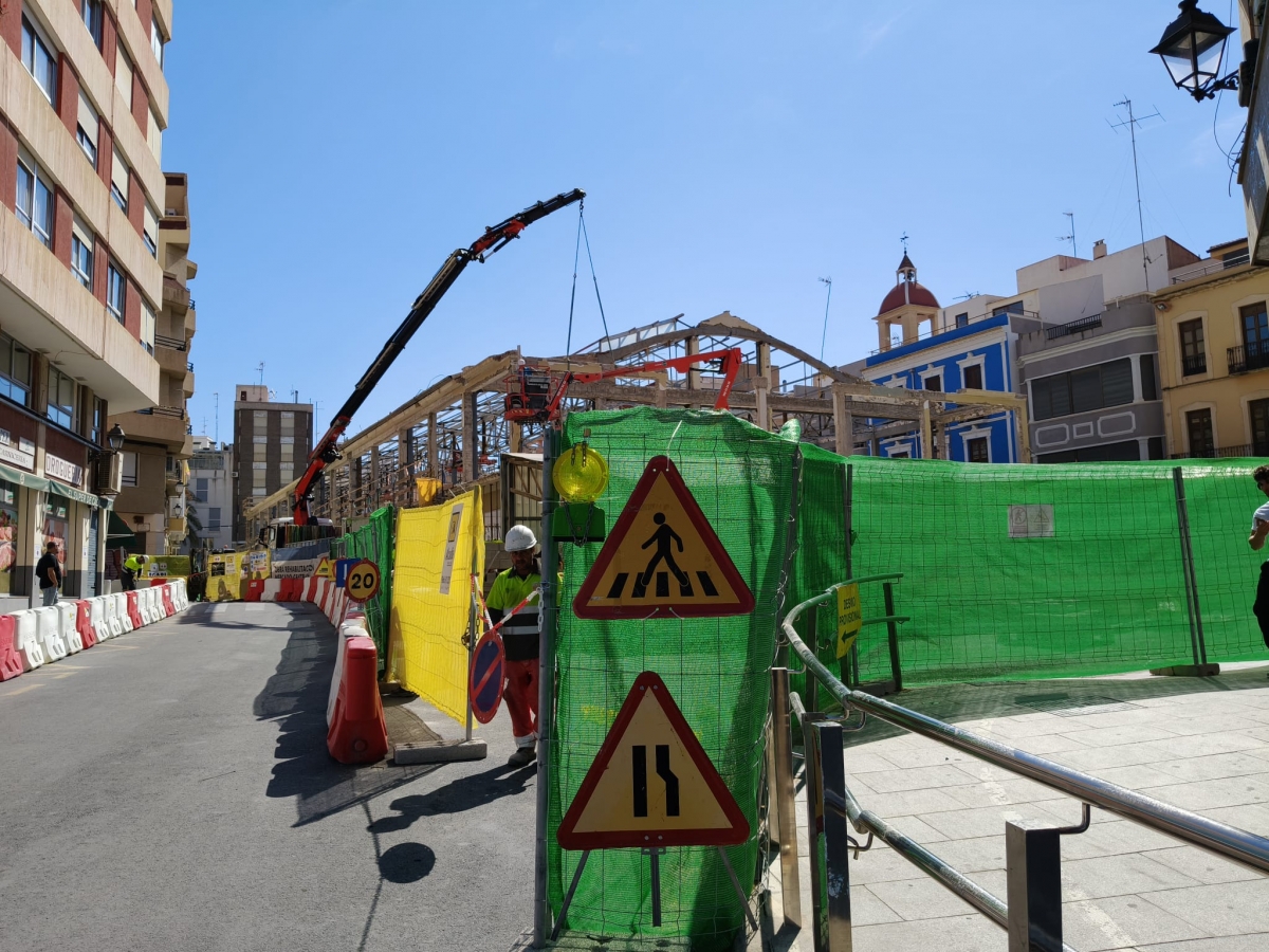 Empiezan en Elche las catas arqueológicas pendientes en los Baños Árabes junto al Mercado