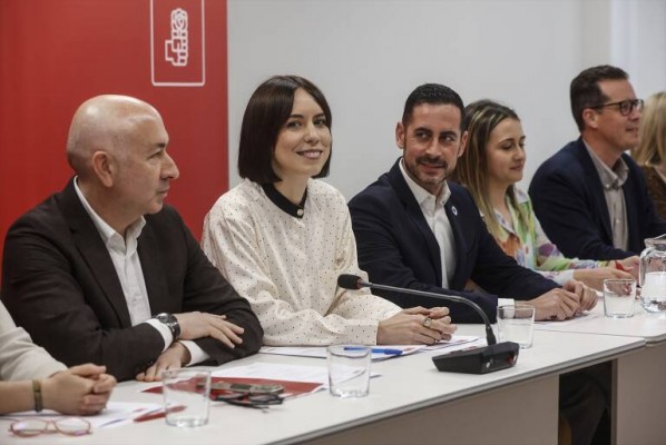 Morant, y el PSPV-PSOE,
sumidos en la irrelevancia  