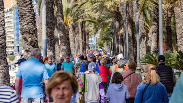 Benidorm arranca abril con una ocupación hotelera del 80,7% por el tirón de la Semana Santa 