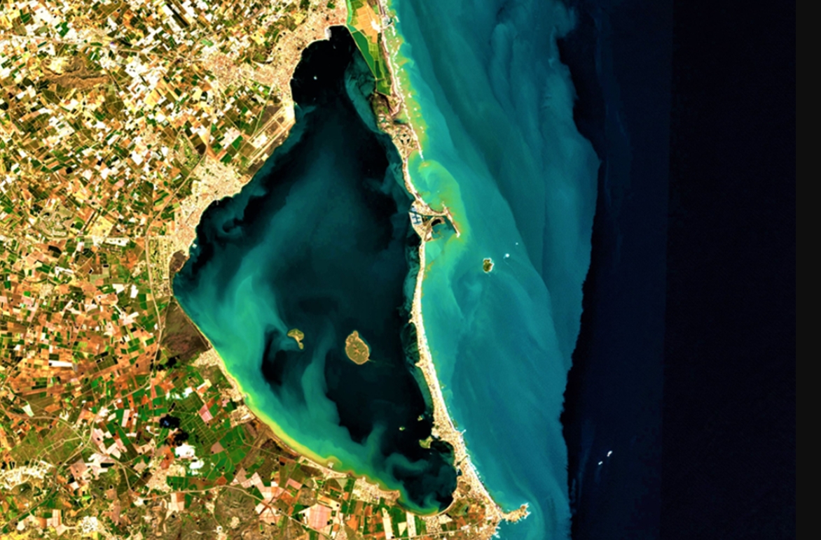 Un mapa digital del CSIC muestra la evolución del Mar Menor y sus zonas críticas durante una década