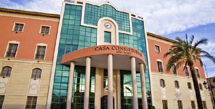 Los Alcázares impulsa una plataforma inteligente para gestionar datos turísticos y municipales en tiempo real