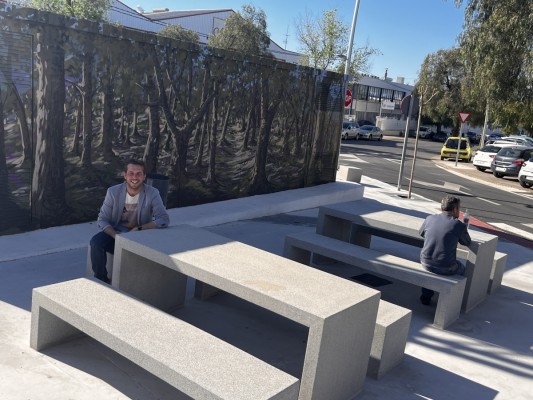 Petrer culmina la mejora del polígono Salinetas con una nueva zona de descanso y una inversión cercana a 300.000 euros