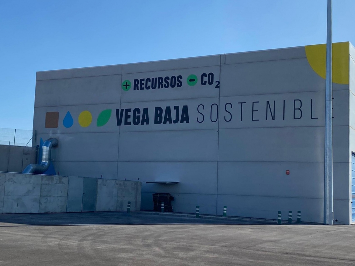 La falta de vertedero en la Vega Baja obliga a llevar basura hasta Cuenca o Almería: el precio se dispara