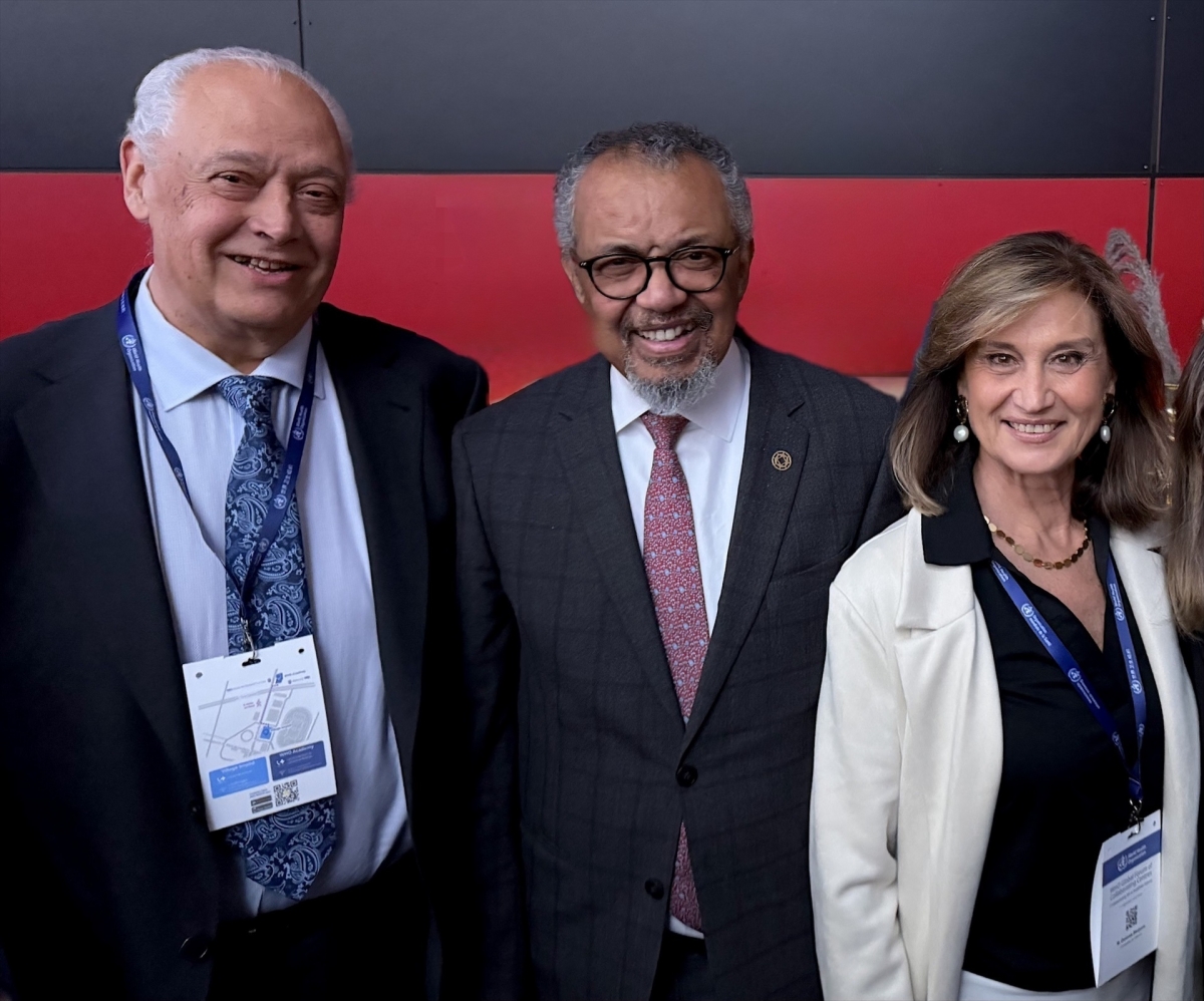 Dos catedráticos de la UV participan en el primer Foro Global de los Centros Colaboradores de la OMS