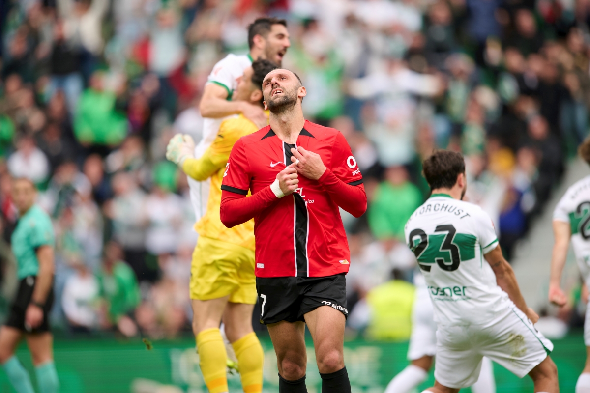 El delantero del RCD Mallorca tras marrar su pena máxima en el Martinez Valero