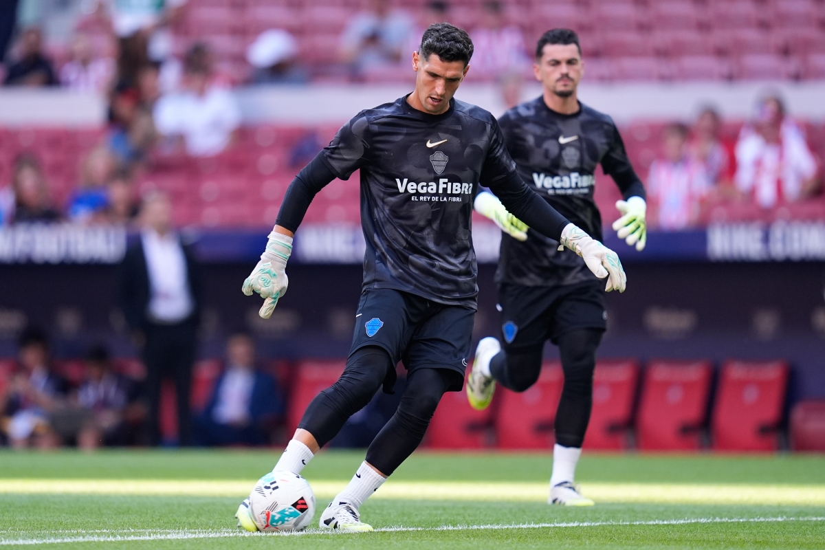 Dituro e Iturbe durante el calentamiento en el Riyadh Air Metropolitano