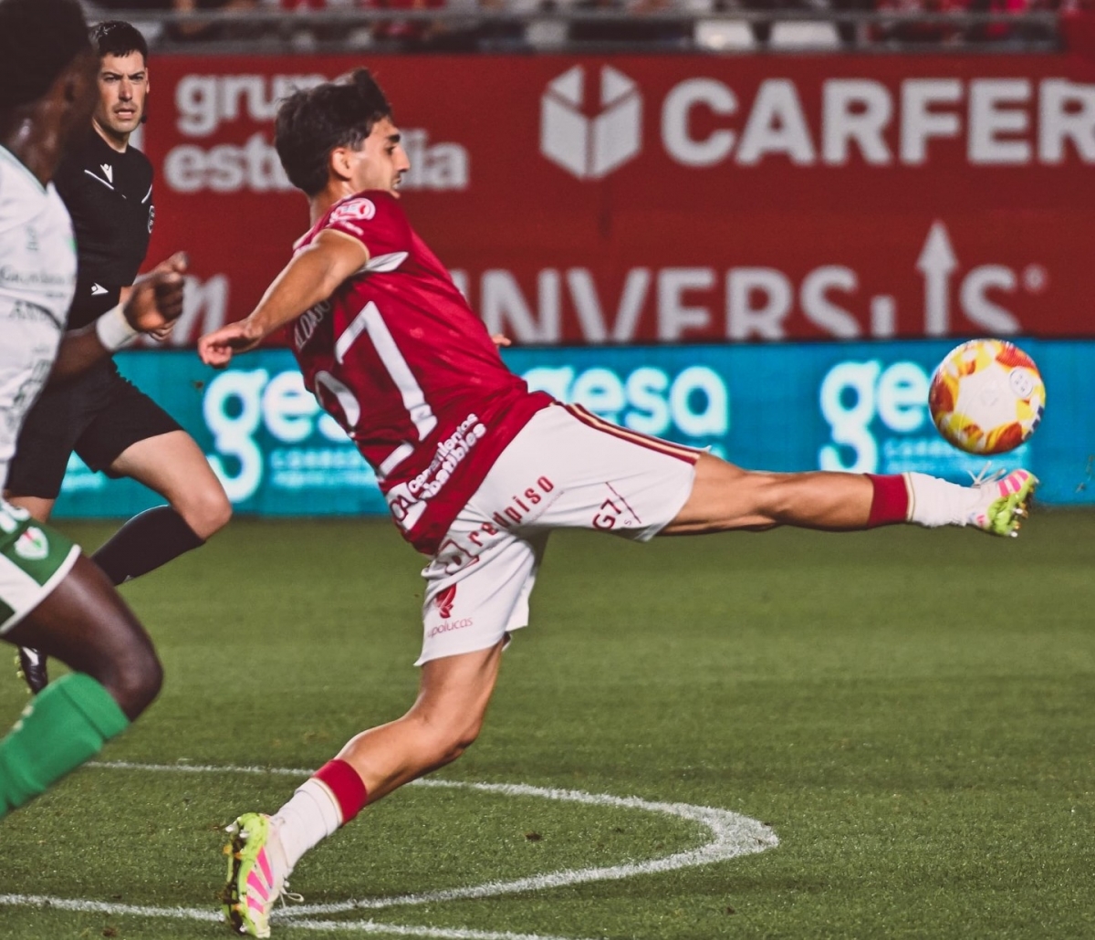 ¿Y ahora qué? El Real Murcia pierde en casa ante un rival directo y puede caer al descenso