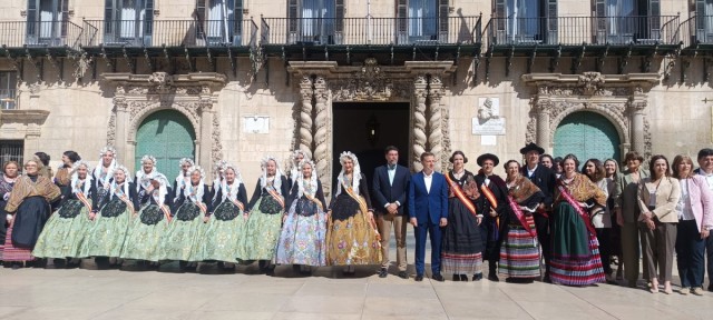 Alicante y Albacete estrechan su “hermandad” con una jornada de sabor manchego “en la millor terreta del món”
