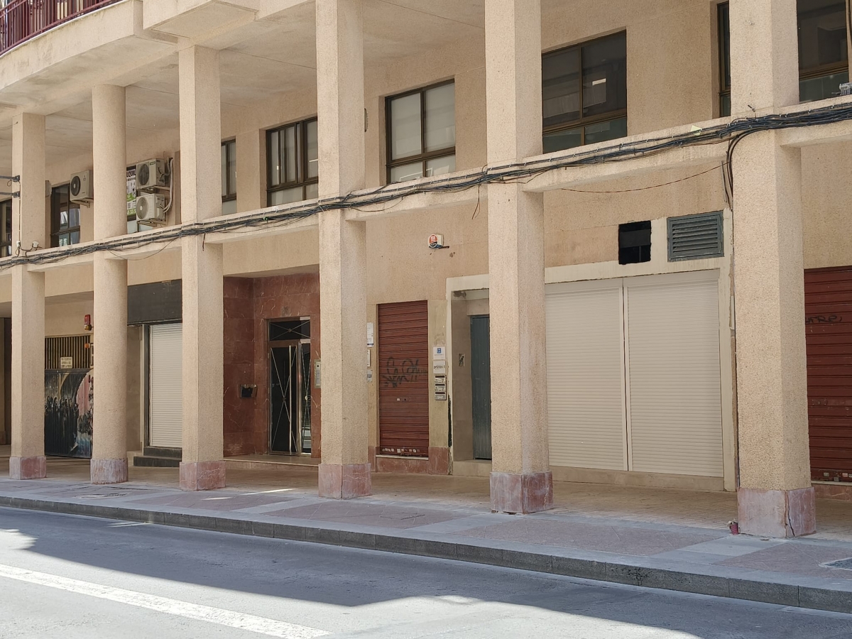 Locales destinados a vivienda en Alfonso XII - 