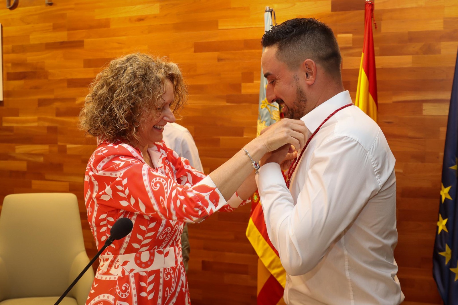 José Daniel Iserte toma posesión como concejal del grupo municipal socialista en Torrent
