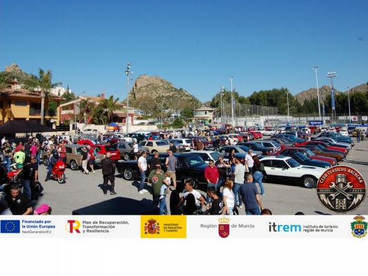 El Plan de Turismo de Archena impulsa el museo al aire libre de vehículos clásicos en la comarca