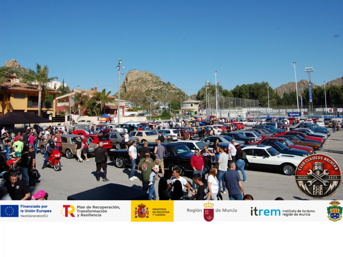 Más de 400 vehículos participan en la III Concentración de Vehículos Clásicos de Archena