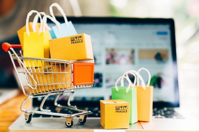 Chollos y fraudes: manual para comprar online sin estafas
