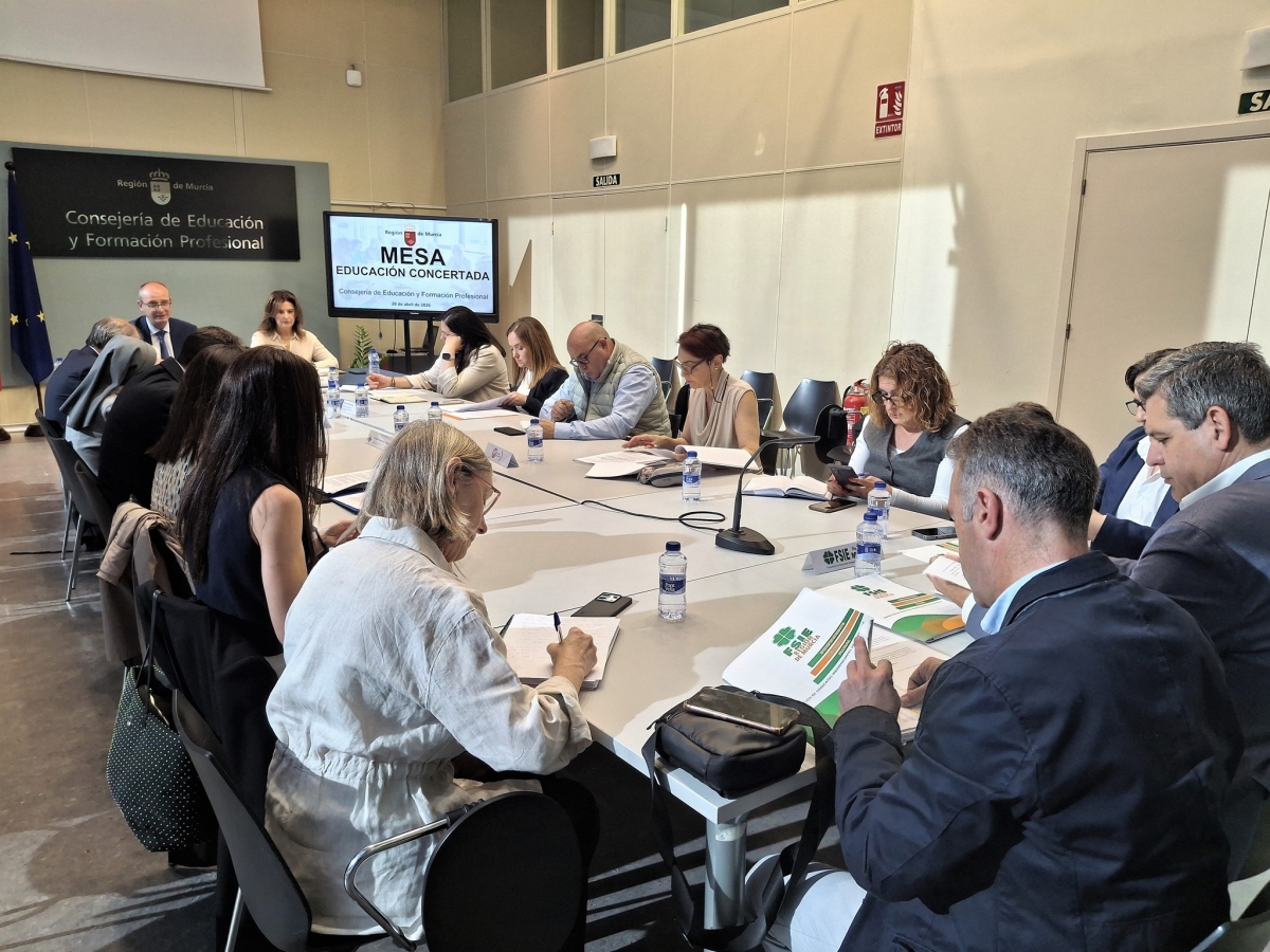 Los colegios e institutos concertados de la Región mantendrán aulas y profesores pese al descenso en la natalidad