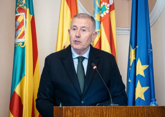 Sales critica la 