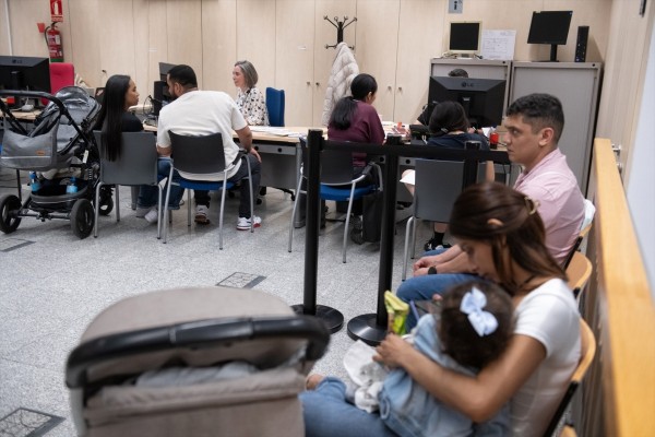 El Ayuntamiento de València invierte un millón de euros en contratar personal de refuerzo ante la regularización