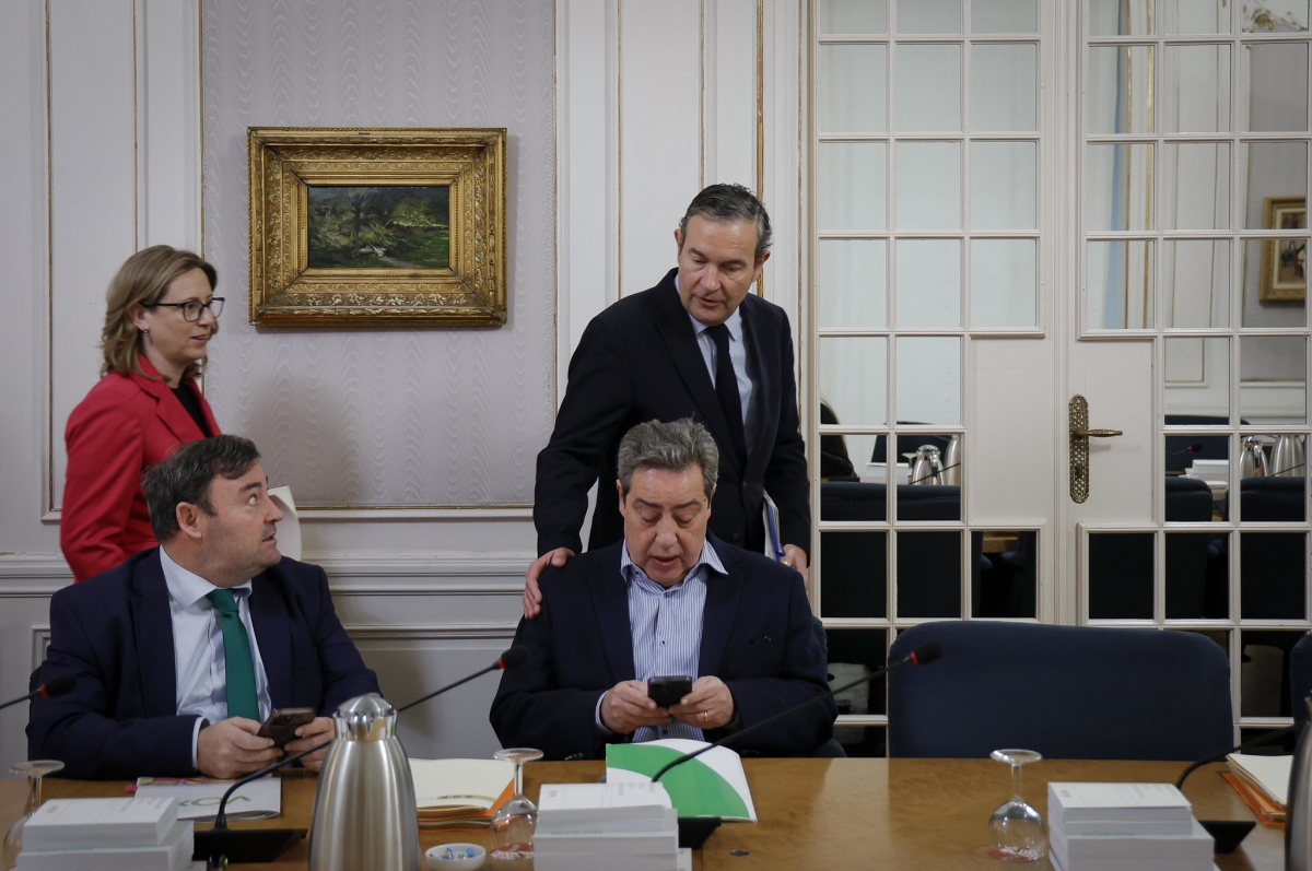 Les Corts, sin actos por el 25 de abril: PP y Vox coinciden en que 