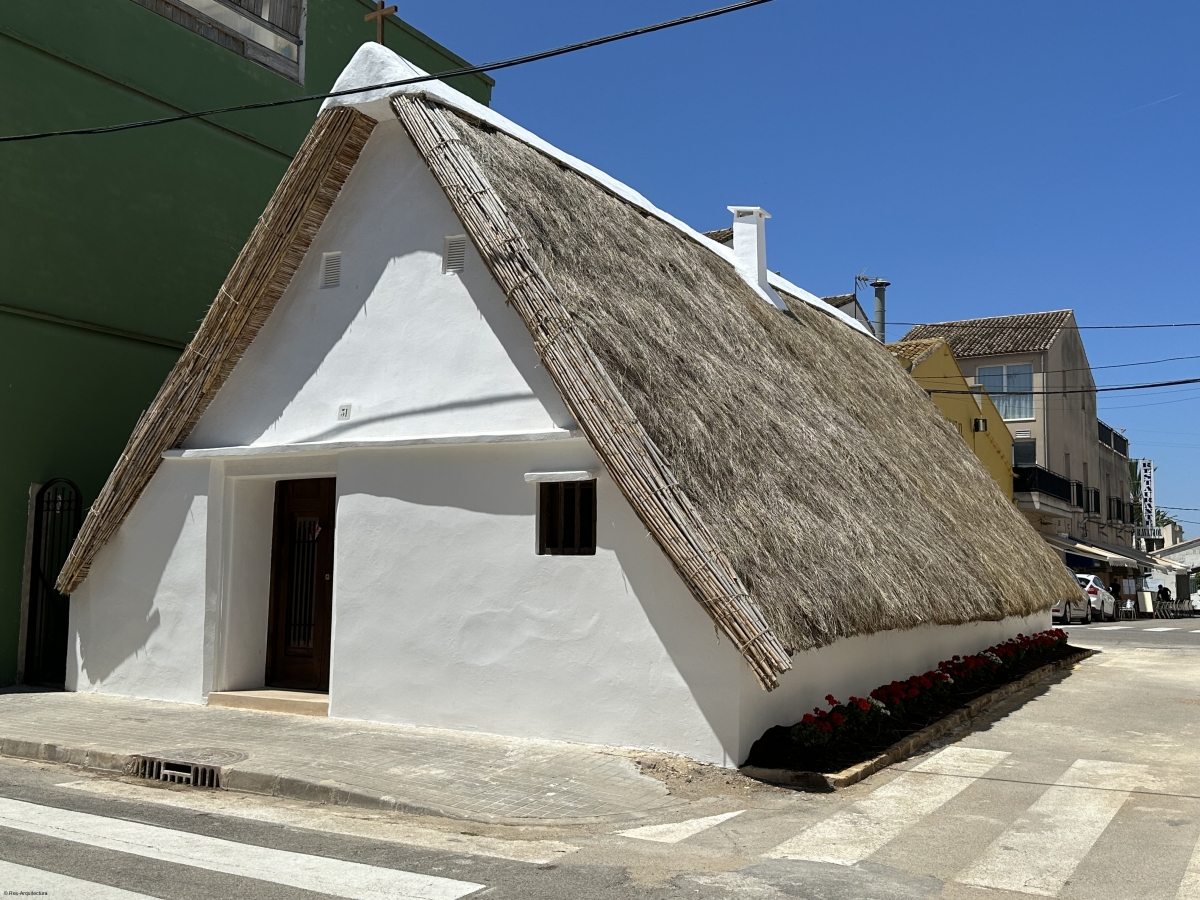Reforma de barraca en Pinedo (Fernando Vegas y Camilla Mileto)