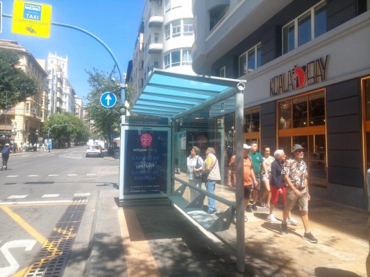 Alicante impulsa el contrato publicitario de las marquesinas del bus por 21 millones