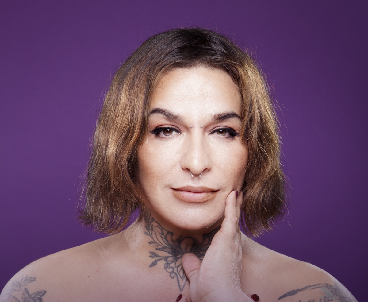 'Madre Amadísima' propone una mirada LGTBIQ+ a la memoria, el 'sexilio' y los cuidados