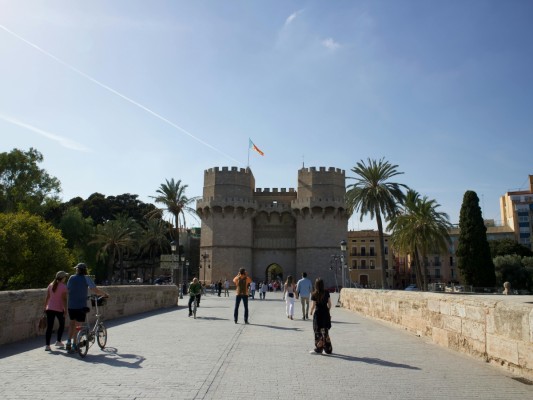 València ya es la tercera ciudad del mundo preferida por los nómadas digitales