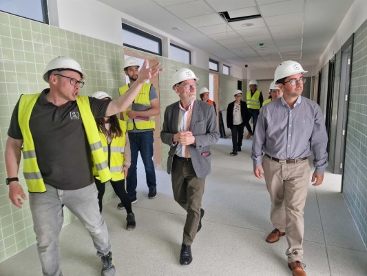 El nuevo IES La Patacona encara las últimas semanas de construcción con la climatización ya instalada