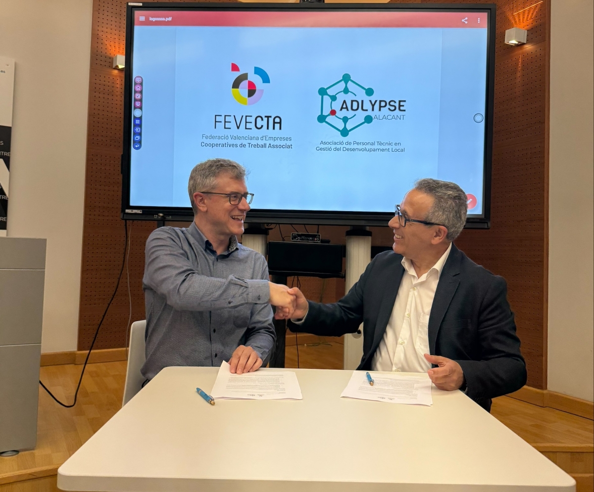 El presidente de Adlypse Alicante, Vicente Navarro, y el presidente de Fevecta, Ramón Rodríguez.