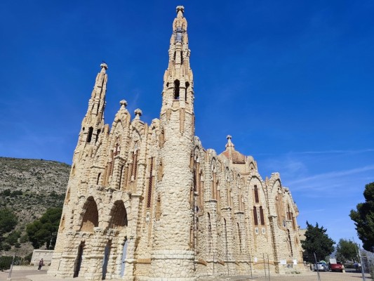 Novelda prevé desmontar el pináculo de una de las torres del Santuario para garantizar su estabilidad