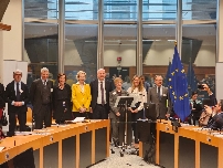 La cerámica europea espera a Bruselas: presiona para evitar el "impuesto" de CO2 y pide nuevos costes de carbono a los países importadores