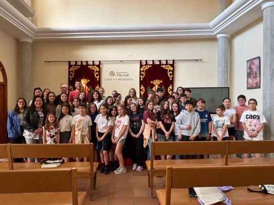 El Consejo de Niños de Vila-real refuerza su proyección internacional con la visita de alumnos de Erasmus
