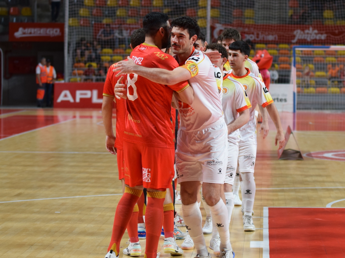  - Foto: JIMBEE CARTAGENA