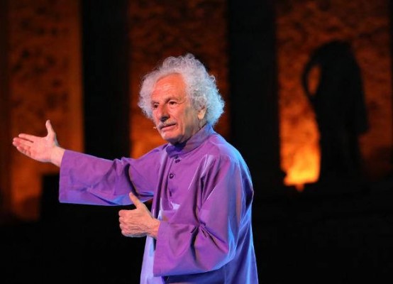 ‘El Brujo’ conjura amb un monòleg a Medea, Èdip, Antígona i Hècuba en Sagunt a Escena