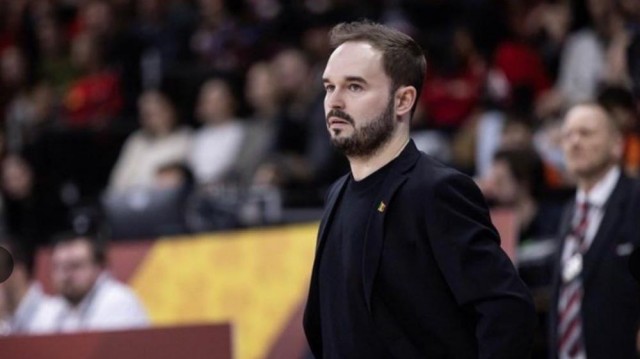 El entrenador murciano Alberto Antuña guía al Azulmarino Palma a la Liga Femenina Endesa