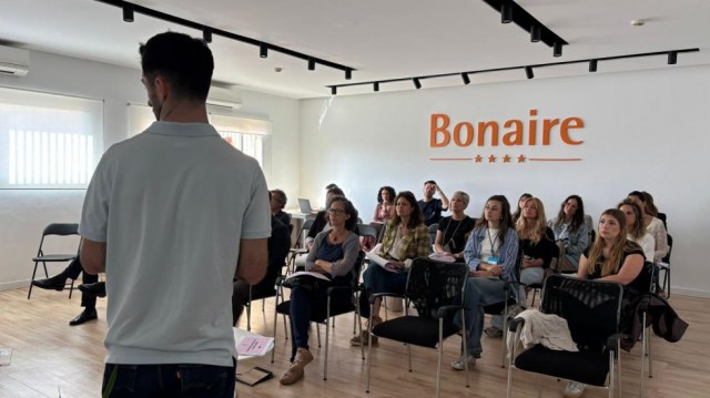 El centro comercial Bonaire de Aldaia se suma a la iniciativa València Comparte Coche