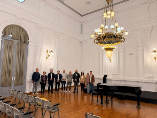 Vila-real y Xàtiva avanzan una agenda cultural centrada en Carles Sarthou y la memoria compartida