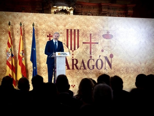 PP y Vox alcanzan un acuerdo para gobernar Aragón y para la investidura de Azcón como presidente