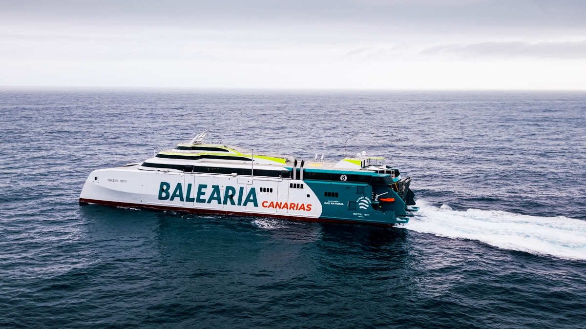 Baleària inicia las pruebas de mar del ‘fast ferry Mercedes Pinto’ en Gijón